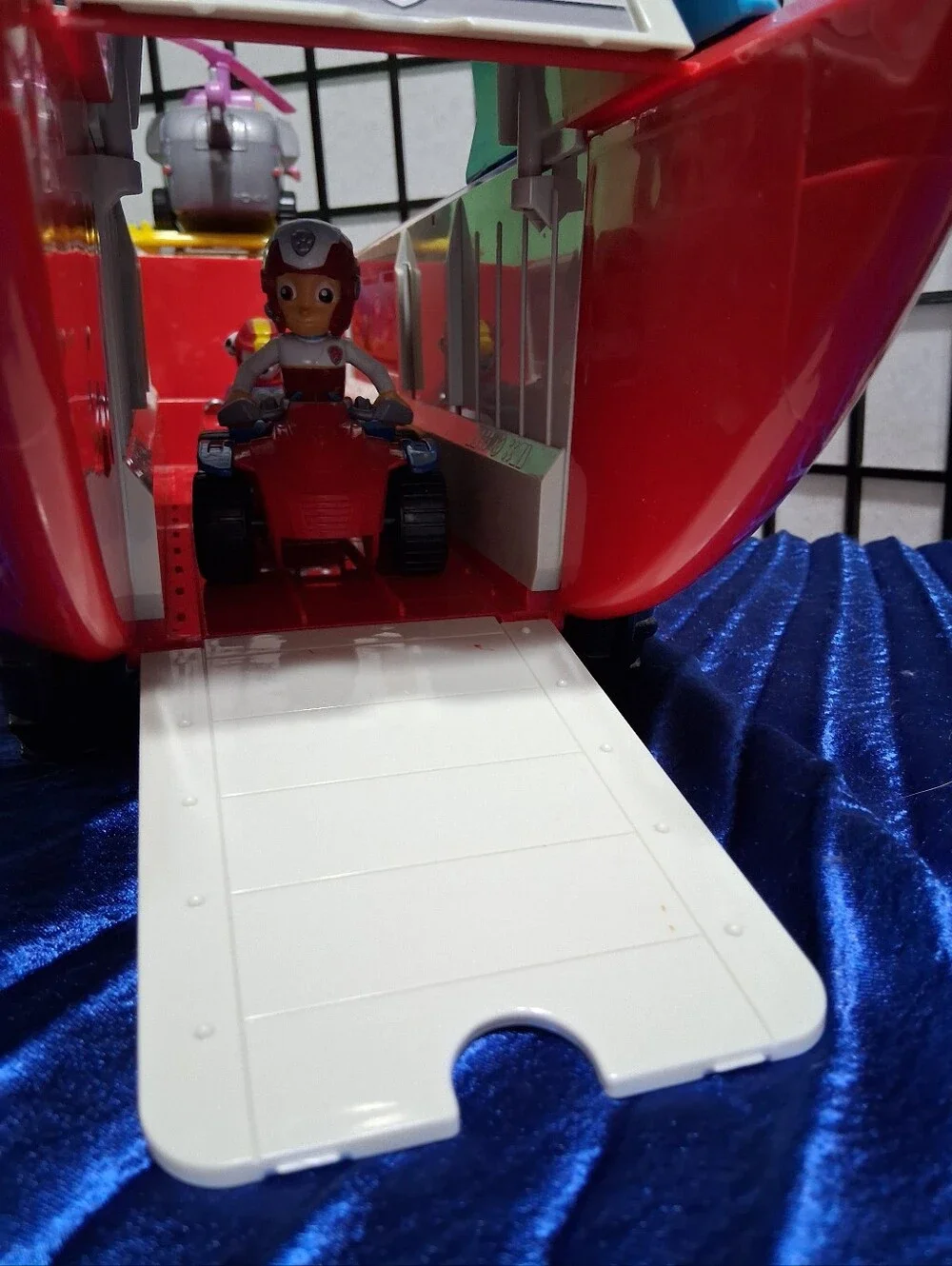 PAW Patrol Red Rescue Boat Toy with - Light and Sounds